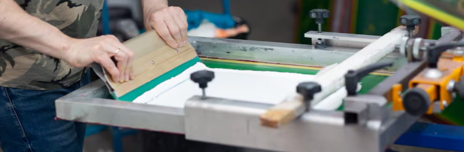Screen Printing vs Heat Press: Which is Right for You?